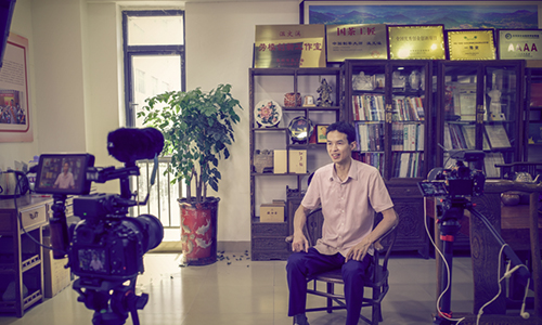 来自茶乡的二十大代表——温文溪 当得好兵做得好茶 安溪人人知道他