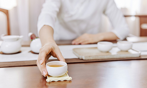 贵州《自然形绿茶》《少儿茶艺等级评价规范》团体标准正式发布