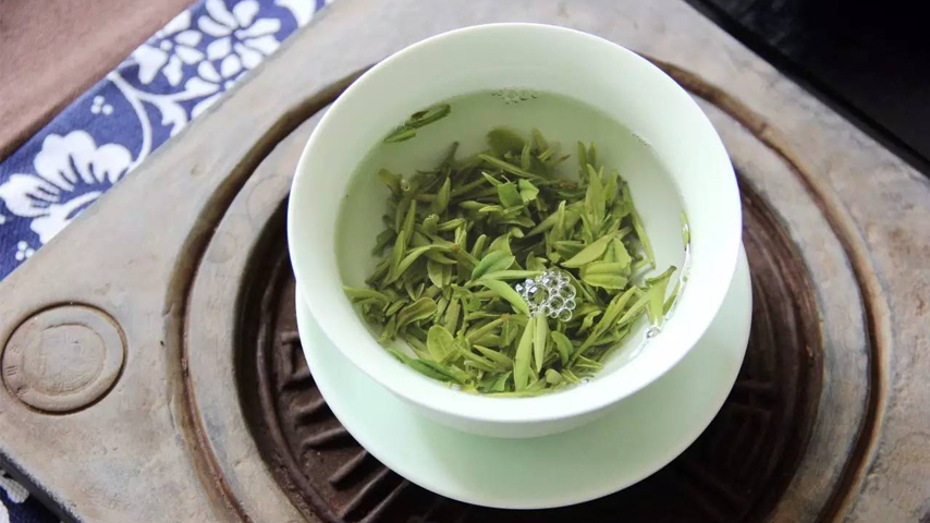 Drinking green tea may help prevent Alzheimer's disease: study